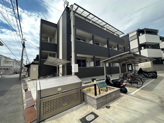 物件外観写真1　(外観写真)