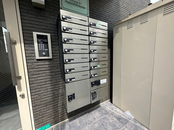 物件外観写真4　(建物設備)