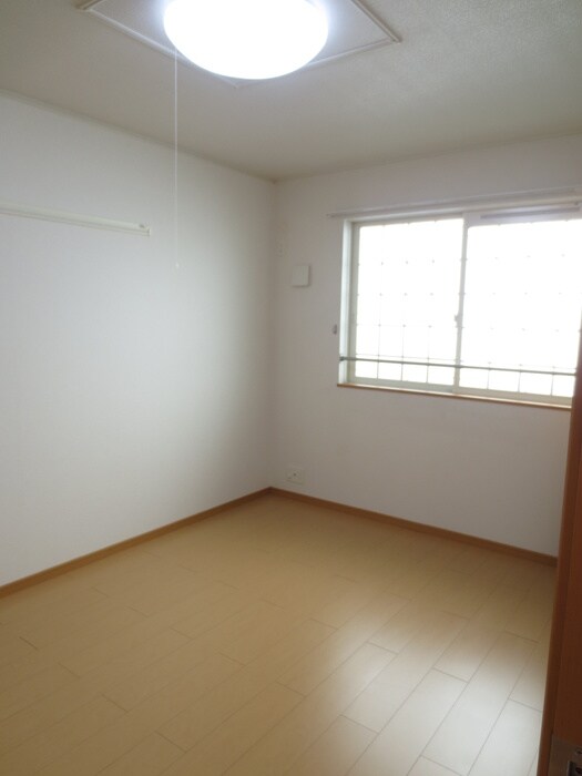 物件内観写真16　(居室)