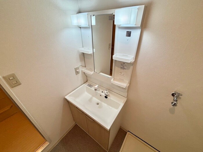 物件内観写真11　(洗面)