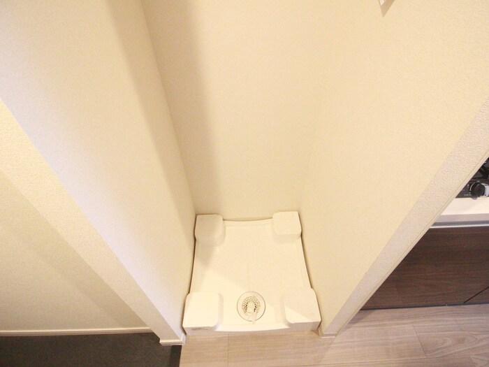 物件内観写真20　(洗濯機置場)