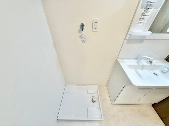 物件内観写真15　(洗濯機置場)