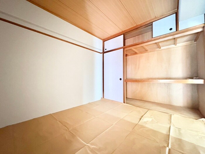 物件内観写真12　(居室)