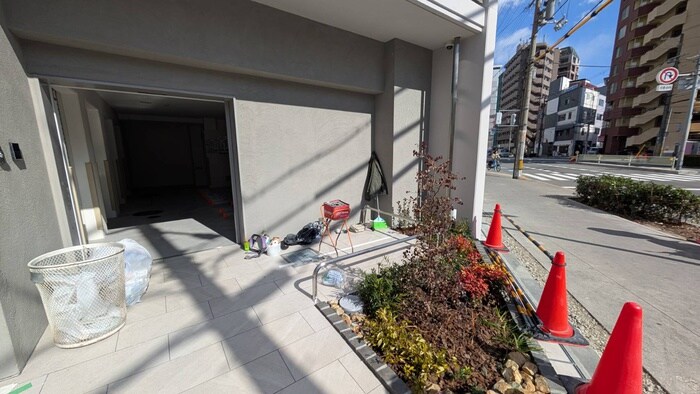 物件外観写真2　(バイク置き場)