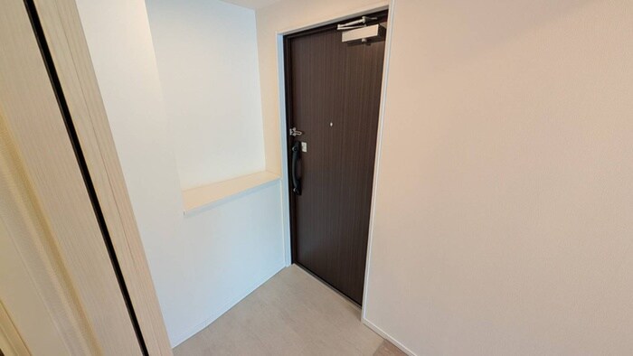 物件内観写真18　(玄関)