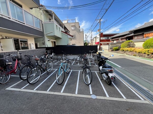 駐輪場
