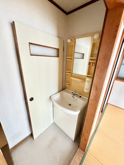 物件内観写真10　(洗面)