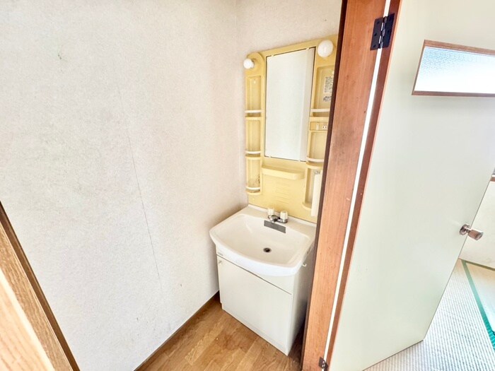 物件内観写真11　(洗面)