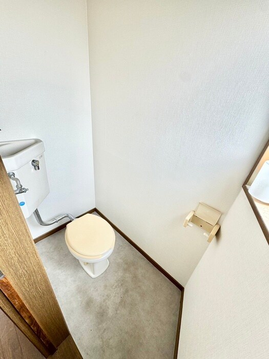 物件内観写真11　(トイレ)