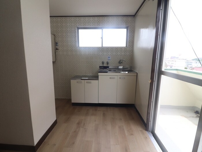 物件内観写真5　(キッチン)