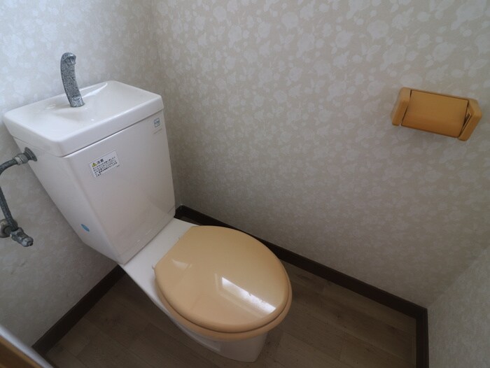 物件内観写真9　(トイレ)