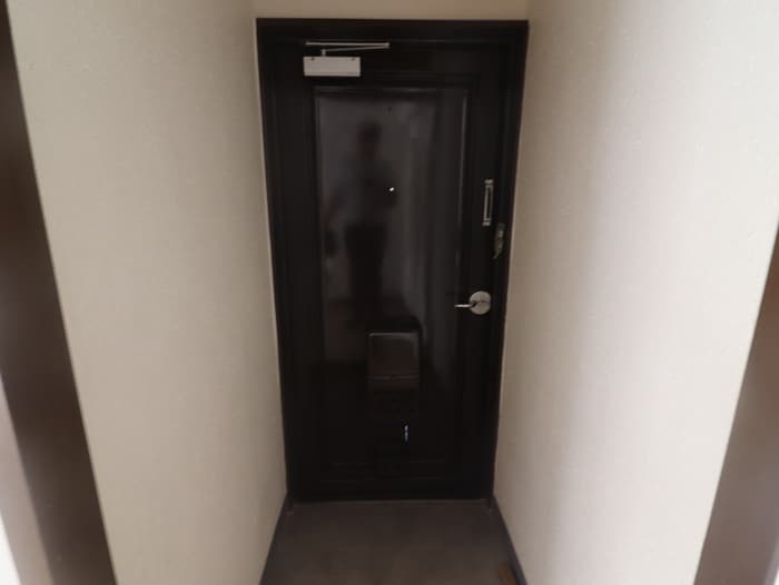 物件内観写真11　(玄関)