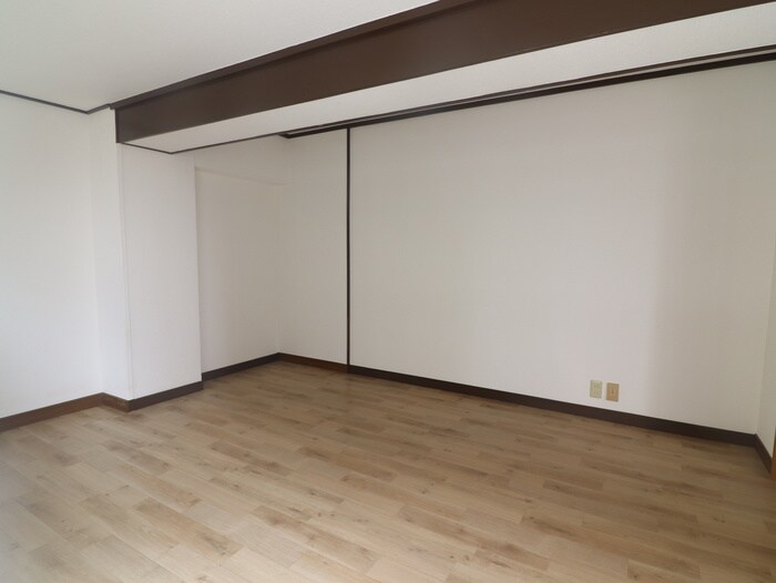 物件内観写真15　(居室)