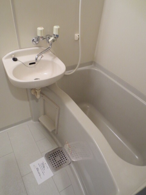 物件内観写真10　(バス／シャワールーム等)