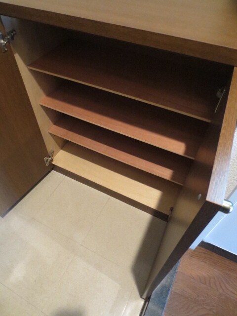 物件内観写真14　(靴箱)