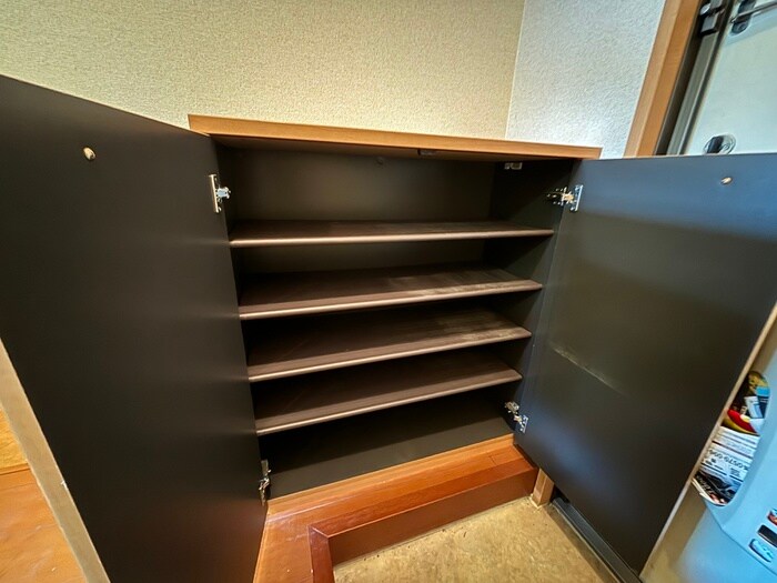 物件内観写真8　(靴箱)