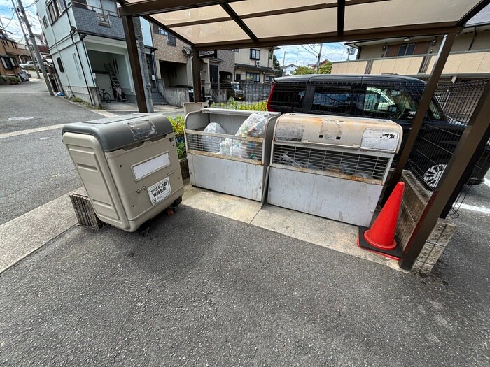 物件外観写真4　(建物設備)