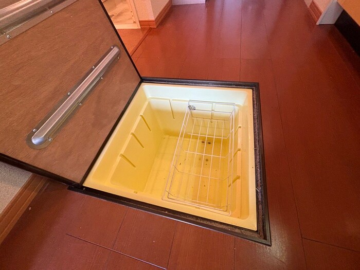 物件内観写真18　(収納)