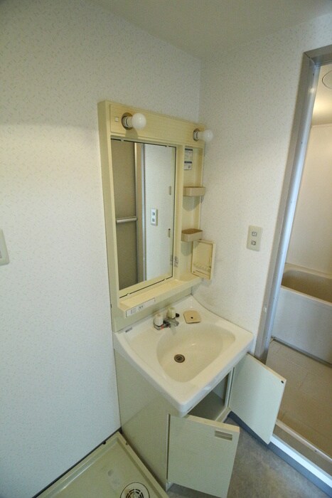 物件内観写真10　(洗面)