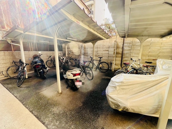 駐輪場