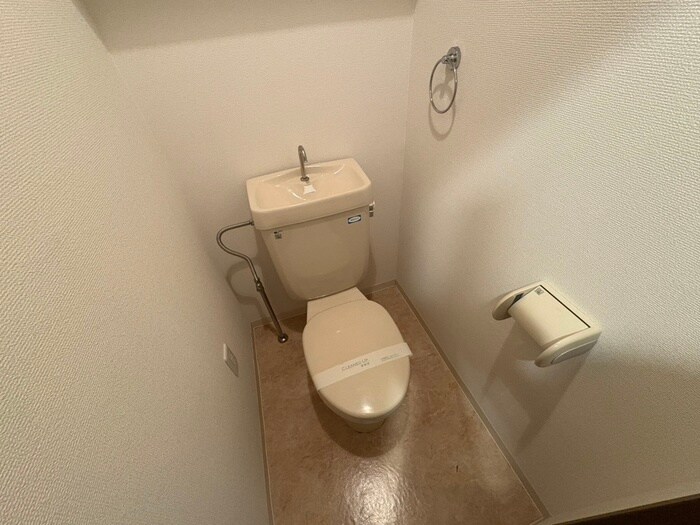 物件内観写真13　(トイレ)