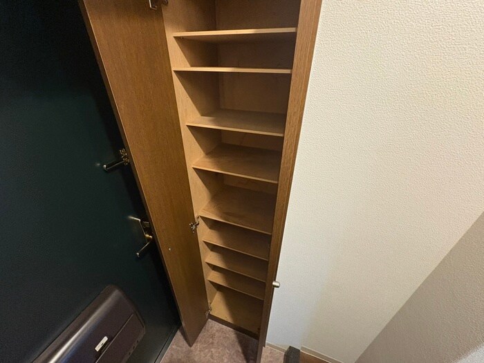 物件内観写真17　(靴箱)