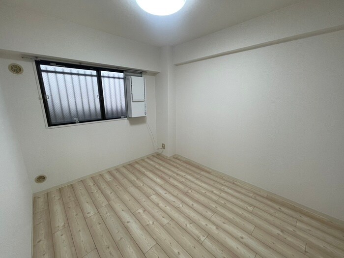 物件内観写真13　(居室)