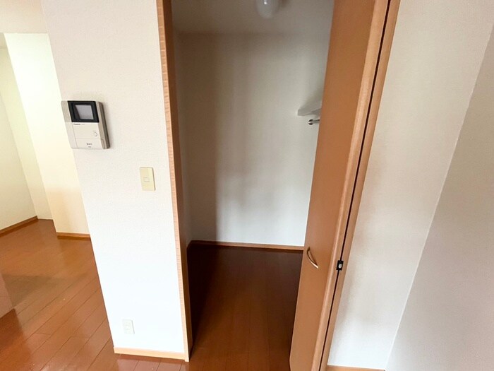 物件内観写真13　(収納)