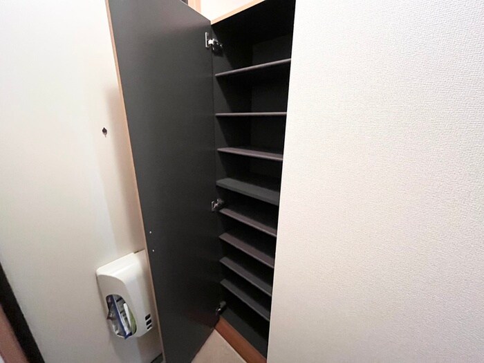 物件内観写真16　(靴箱)