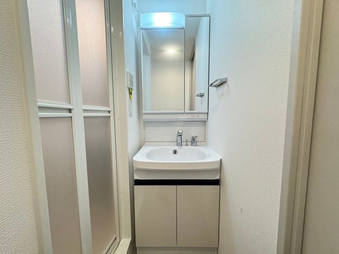 物件内観写真12　(洗面)