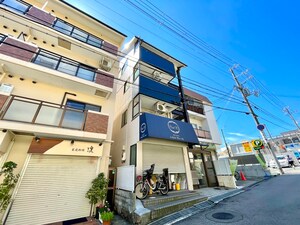 エミ－ルハイム外観写真