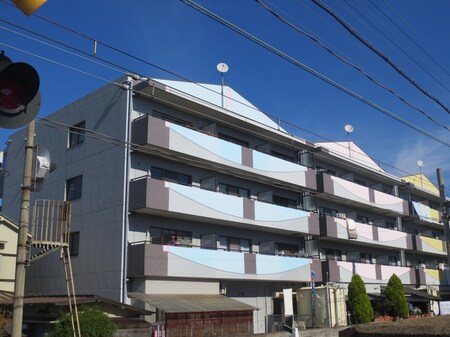 ル－プⅢ番館外観写真