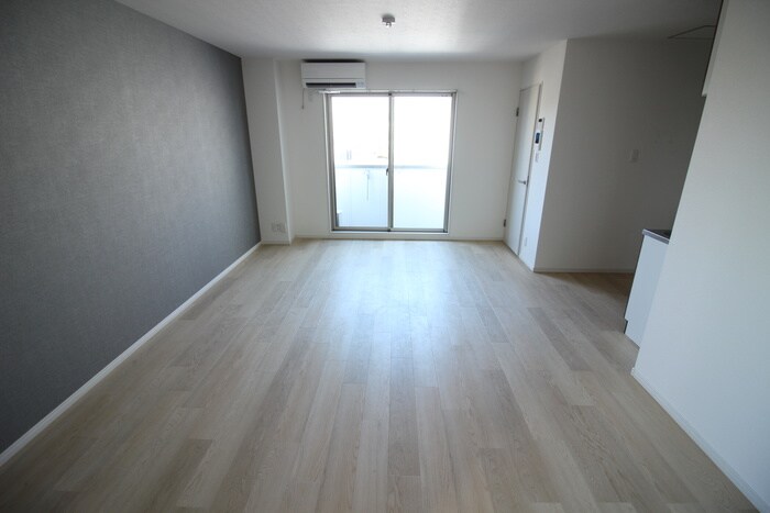 物件内観写真21　(居室)