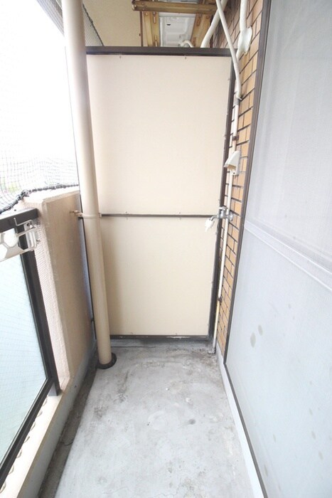 物件内観写真14　(洗濯機置場)