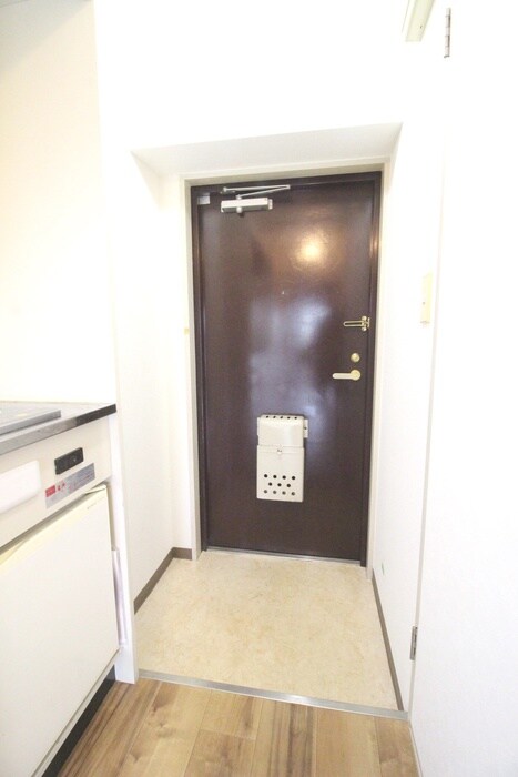 物件内観写真15　(玄関)