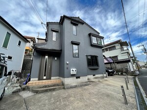 池田市鉢塚３丁目貸家外観写真