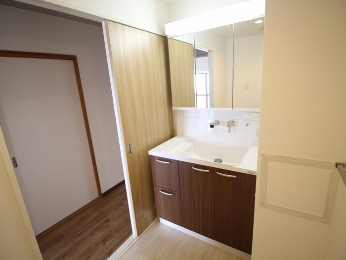 物件内観写真14　(洗面)