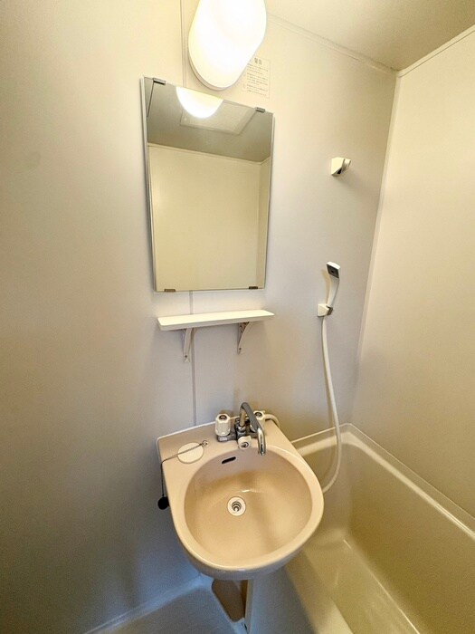 物件内観写真11　(洗面)