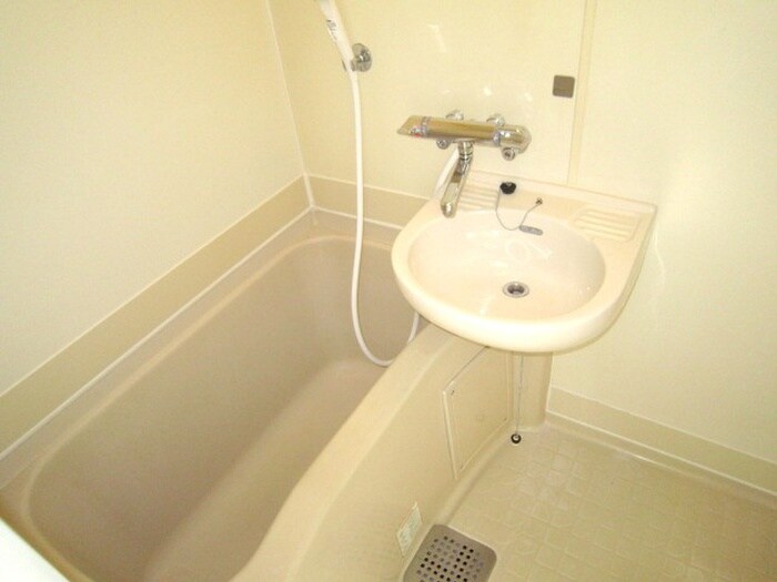 物件内観写真12　(バス／シャワールーム等)