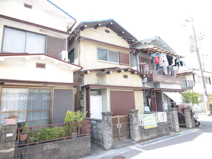 氷野4丁目借家