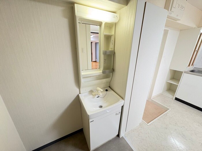 物件内観写真10　(洗面)