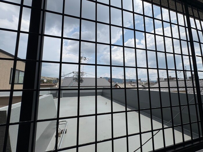 物件内観写真15　(室内からの展望)