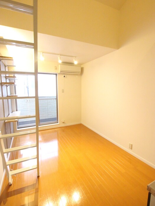 物件内観写真12　(居室)