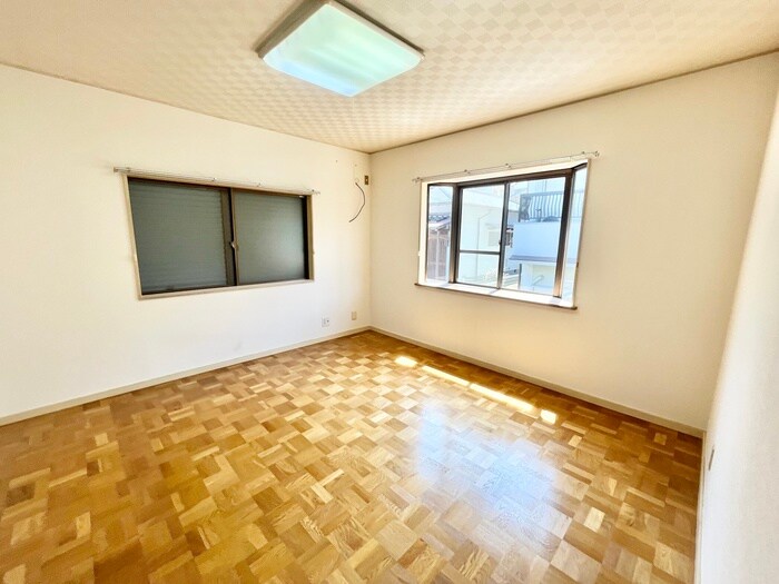 物件内観写真9　(居室)