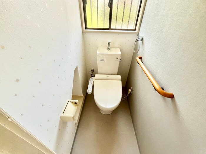 物件内観写真15　(トイレ)