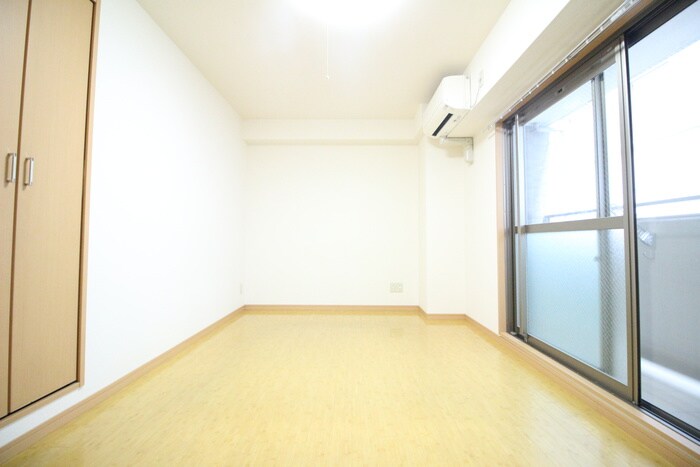 物件内観写真6　(居室)