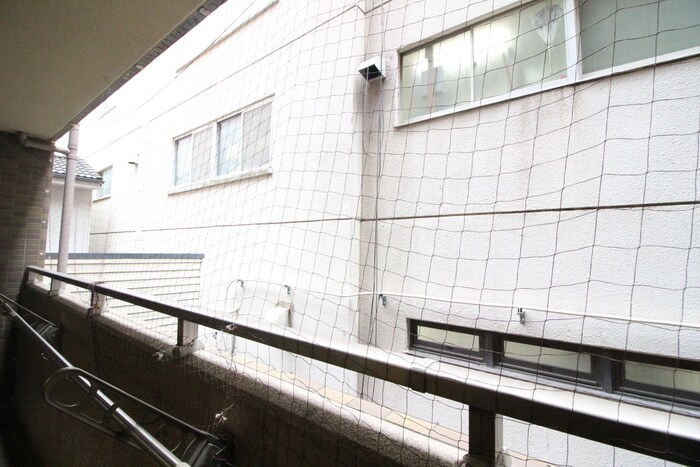 物件内観写真15　(室内からの展望)