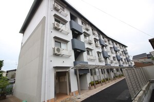 マンション東岡外観写真