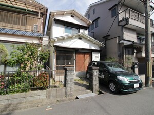 川西様貸家外観写真