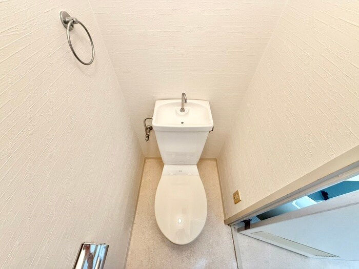 物件内観写真15　(トイレ)